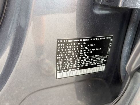 Used 2022 Volkswagen Tiguan SE R-Line FWD image 29