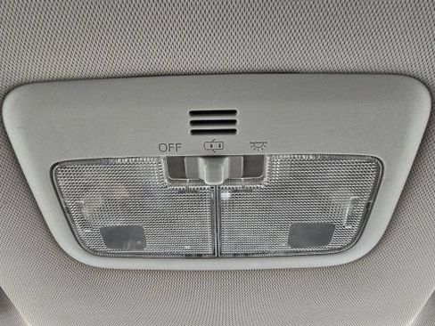 Used 2016 Toyota Corolla S FWD image 29