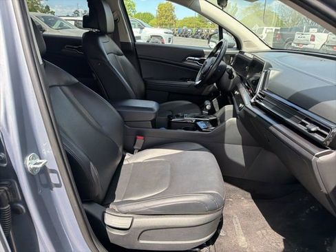 Used 2024 Kia Sportage EX image 11