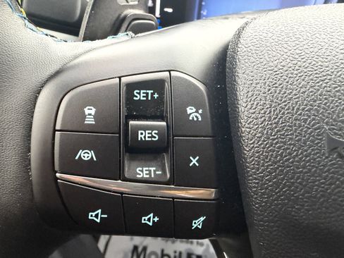 Used 2025 Ford Maverick Lobo AWD/4WD image 20