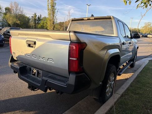 Used 2024 Toyota Tacoma SR image 4