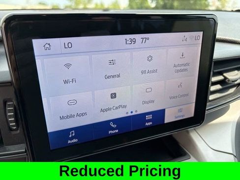 Used 2023 Ford Explorer XLT image 22