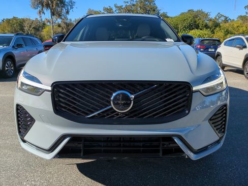 New 2026 Volvo XC60 B5 Plus w/ Protection Package Premier image 9