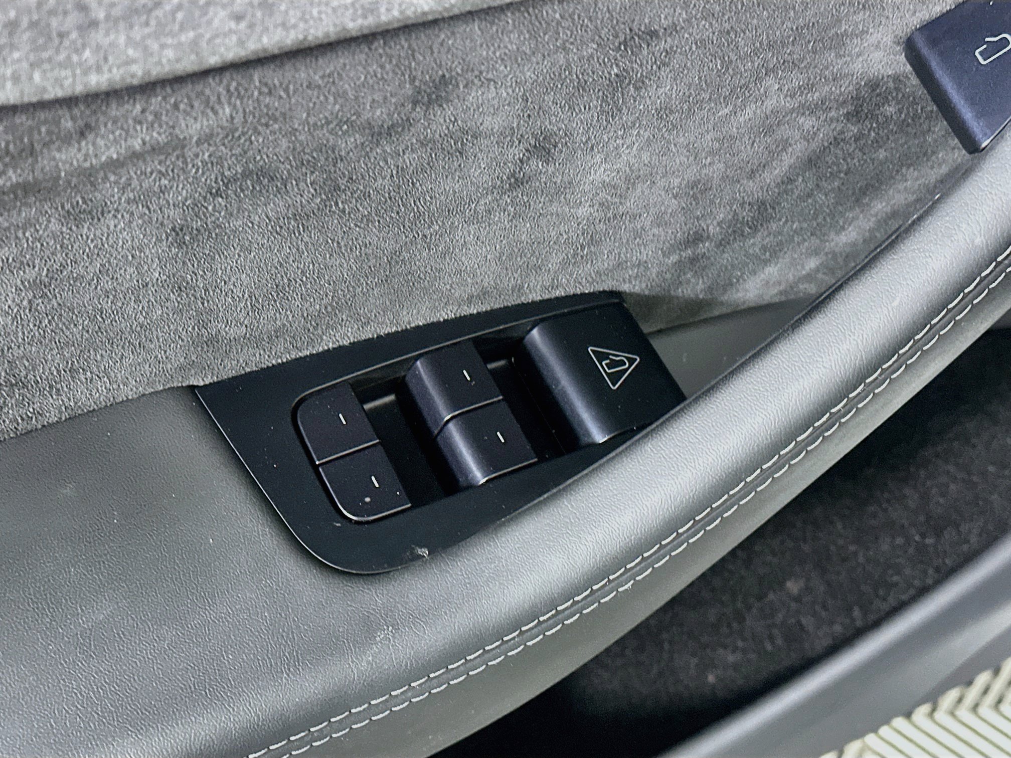 Used 2026 Tesla Model Y AWD image 15