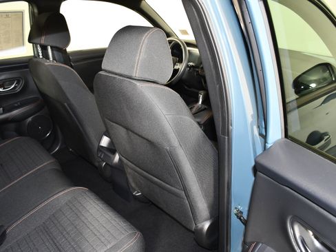 Certified 2024 Honda HR-V Sport image 43