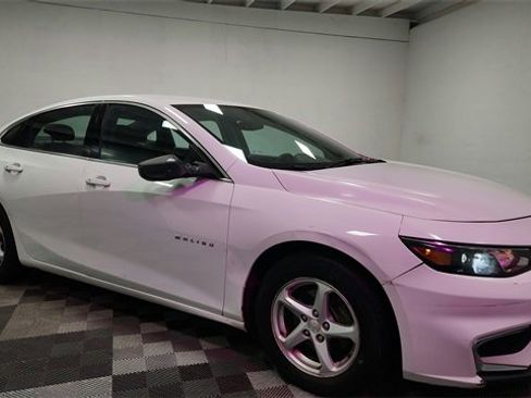 Used 2017 Chevrolet Malibu LS image 9