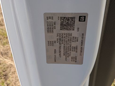 New 2025 Chevrolet Express 2500 w/ Driver Convenience Package image 14