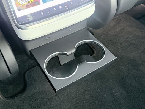 Used 2023 Tesla Model X image 44