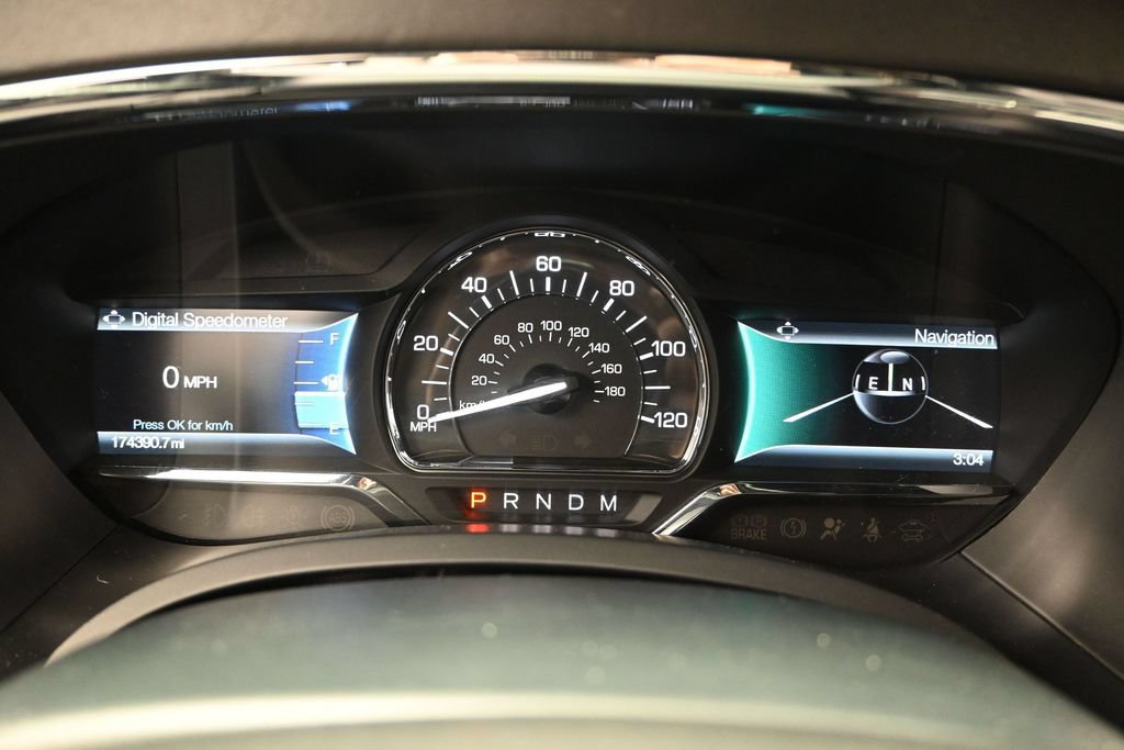 Used 2016 Lincoln Navigator Reserve AWD/4WD image 29