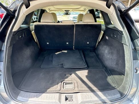 Used 2019 INFINITI QX50 Luxe w/ Cargo Package FWD image 27