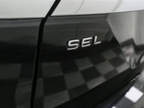 New 2026 Volkswagen Atlas SEL image 10