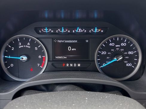 Used 2022 Ford F250 XL w/ Power Equipment Group AWD/4WD image 11