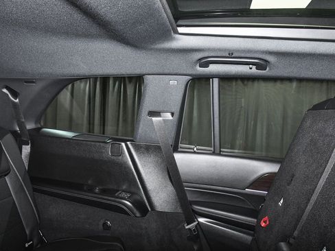 Used 2025 Mercedes-Benz GLS 450 4MATIC image 66