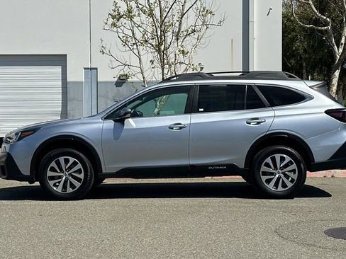 Used 2022 Subaru Outback Premium w/ Popular Package #1 image 7