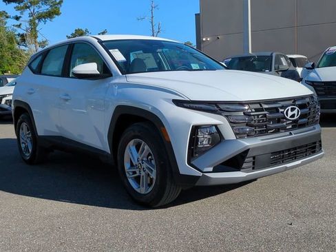 New 2026 Hyundai Tucson SE FWD image 3