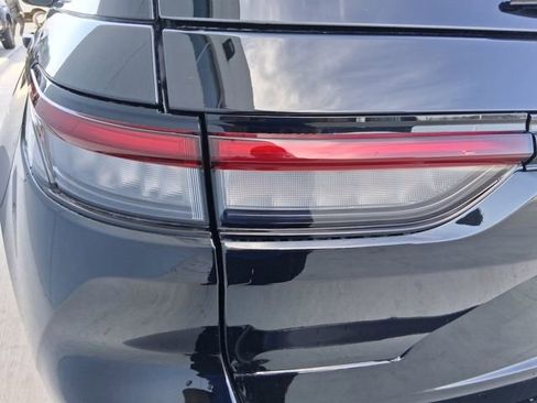 New 2026 Jeep Grand Cherokee Laredo X RWD image 9