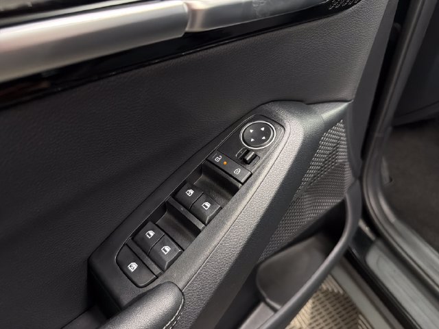 Certified 2025 Kia Seltos S AWD/4WD image 13