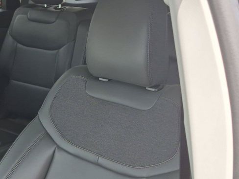 Used 2025 Ford Explorer Active w/ Active Comfort Package RWD image 10