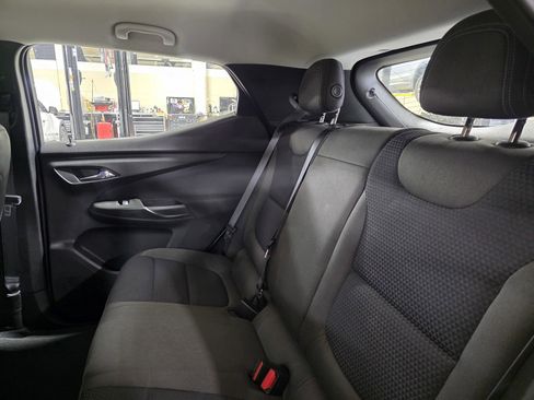 Used 2023 Chevrolet Bolt EUV LT w/ Comfort Package image 11