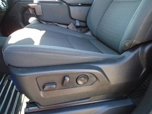Certified 2024 Chevrolet Silverado 2500 Custom w/ Custom Value Package AWD/4WD image 15