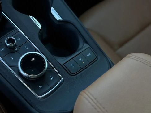 Used 2023 Cadillac XT4 Premium Luxury w/ Enhanced Visibility Package image 23