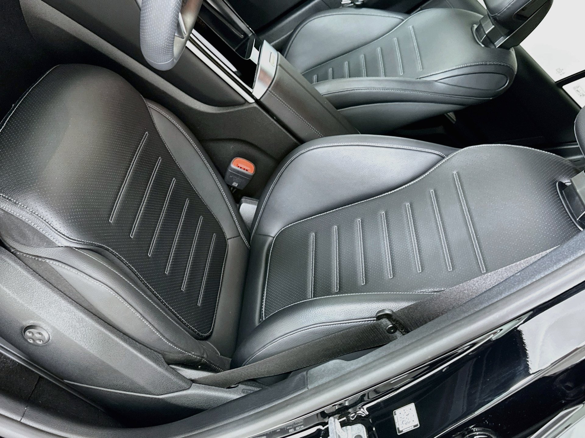 Certified 2024 Mercedes-Benz GLC 300 4MATIC image 19