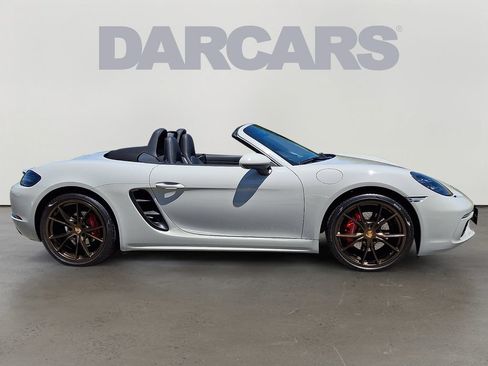 Used 2024 Porsche 718 Boxster S RWD image 7
