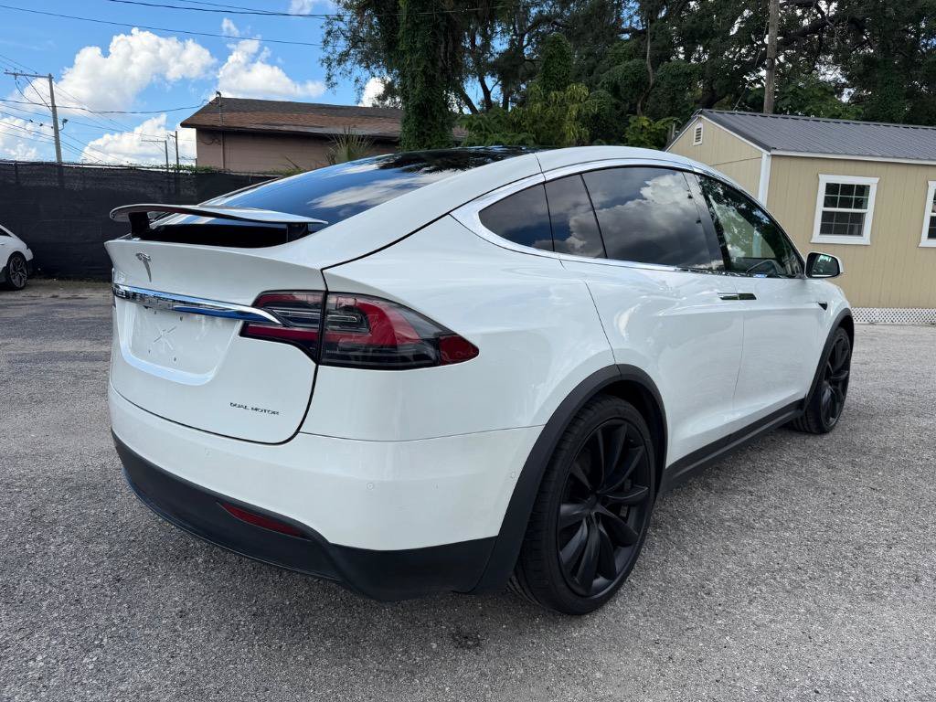 Used 2020 Tesla Model X Long Range AWD/4WD image 5