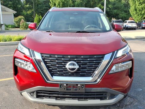 Used 2023 Nissan Rogue SV w/ SV Premium B Package AWD/4WD image 2