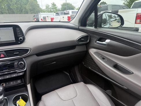 Used 2019 Hyundai Santa Fe FWD image 20