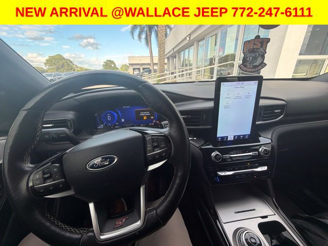 Used 2022 Ford Explorer ST w/ Equipment Group 401A AWD/4WD image 2