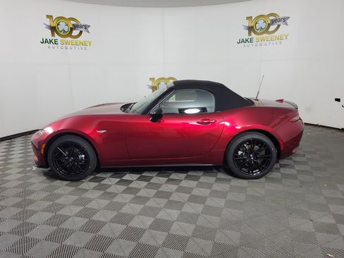 New 2026 MAZDA MX-5 Miata Club w/ Interior Package RWD image 5