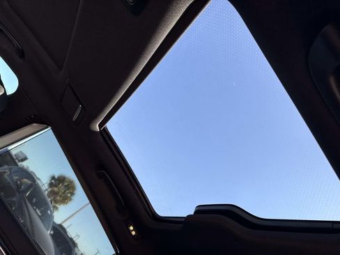 Used 2022 BMW 750i xDrive w/ Executive Package image 50