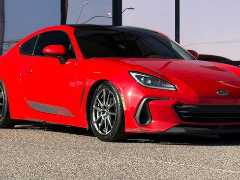 Used 2023 Subaru BRZ Premium w/ Popular Package #1 RWD image 17