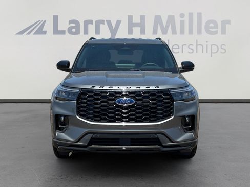 New 2026 Ford Explorer ST-Line RWD image 8