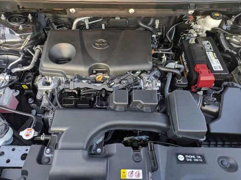 Used 2022 Toyota RAV4 XLE w/ Convenience Package image 34