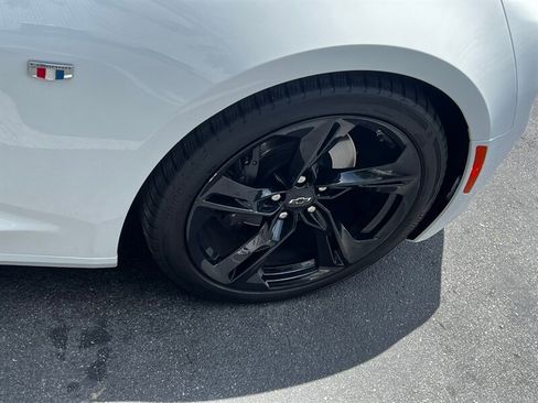Used 2023 Chevrolet Camaro SS RWD image 12