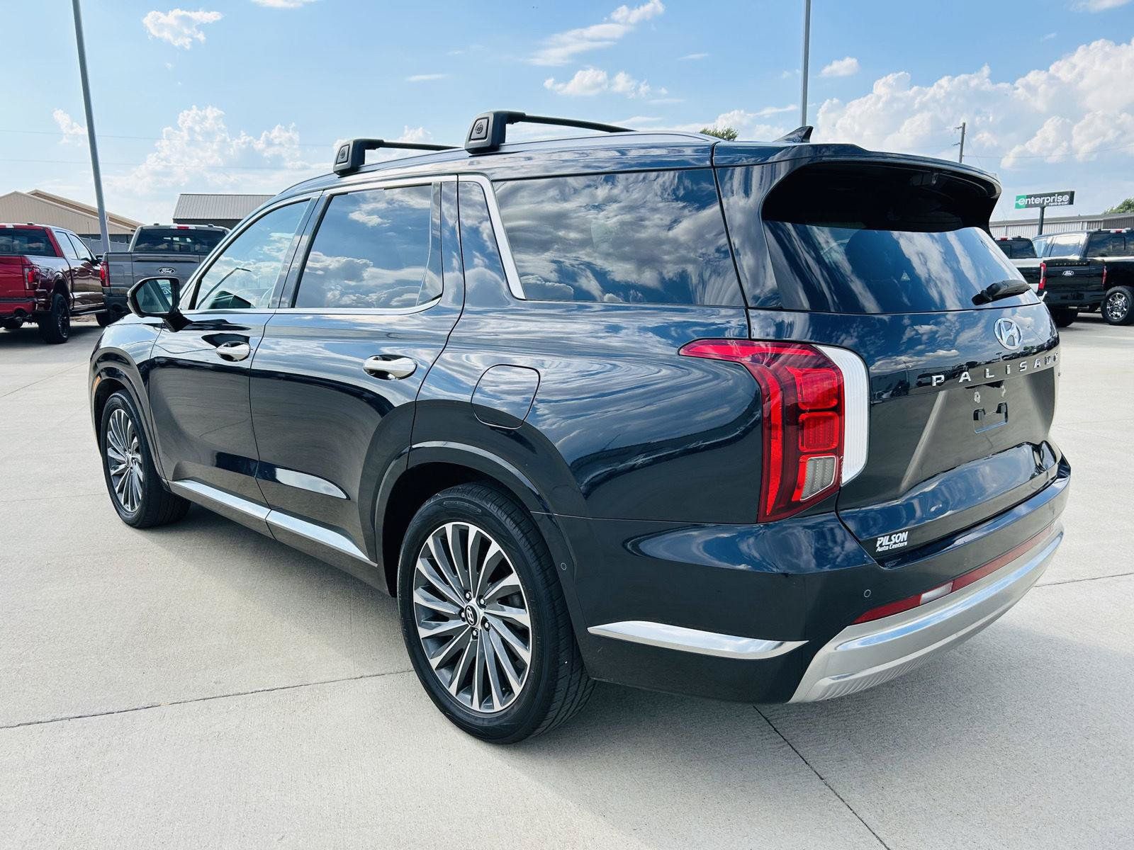 Used 2024 Hyundai Palisade Calligraphy AWD/4WD image 44