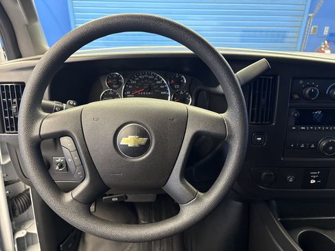 Used 2024 Chevrolet Express 2500 w/ Driver Convenience Package image 14