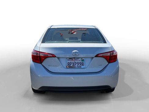 Used 2018 Toyota Corolla LE FWD image 4