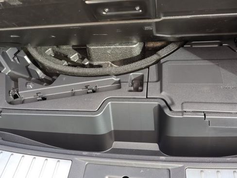 Used 2025 Toyota Crown Signia image 25