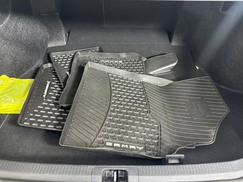 Used 2023 Toyota Camry SE image 26