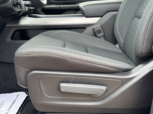 New 2026 RAM 1500 Express AWD/4WD image 14