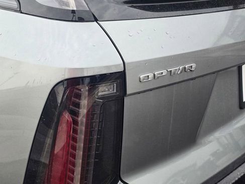 New 2026 Cadillac Optiq Luxury 1 RWD image 11