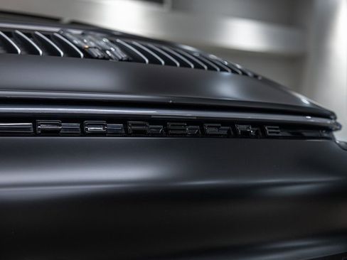 Used 2024 Porsche 911 Targa 4S w/ Premium Package image 17