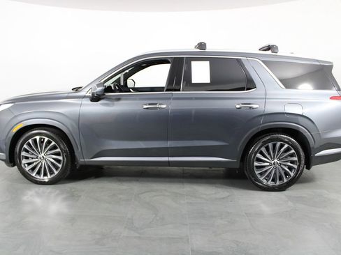 Used 2023 Hyundai Palisade Calligraphy w/ Cargo Package image 11