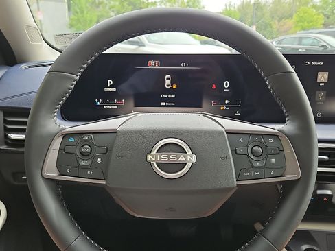 New 2026 Nissan Sentra SL FWD image 17