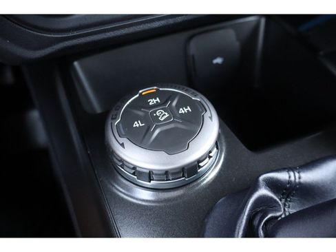 Used 2021 Ford Bronco Black Diamond AWD/4WD image 43