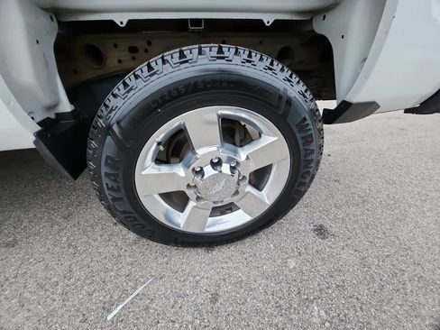 Certified 2016 Chevrolet Silverado 2500 W/T w/ Snow Plow Prep Package image 35