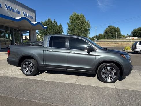 Used 2019 Honda Ridgeline RTL-T image 3